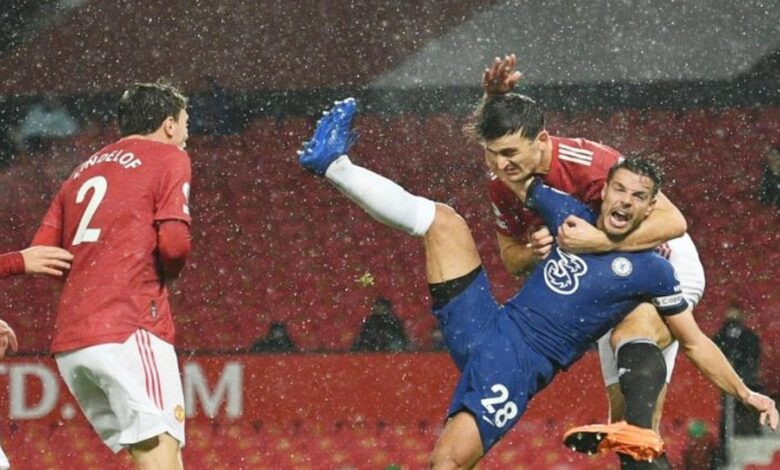 Manchester United vs Chelsea Cesar Azpilicueta Harry Maguire 24102020 1024x425 1