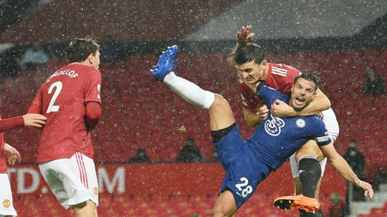 Manchester United vs Chelsea Cesar Azpilicueta Harry Maguire 24102020 1024x425 1