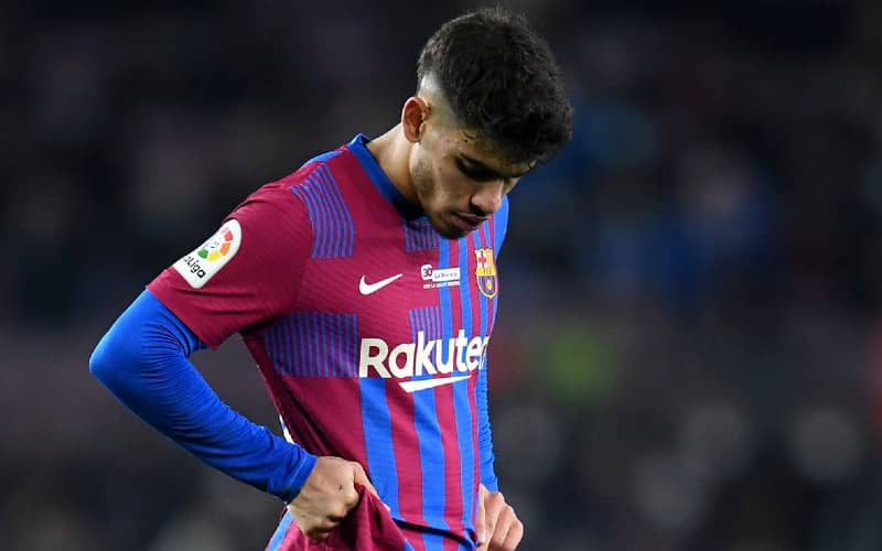 blessure genou abdessamad ezzalzouli barcelone