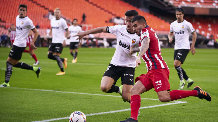 القنوات الناقلة لمباراة اتلتيكو مدريد وفالنسيا في الدوري الاسباني